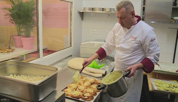 Wypieszczone drożdżówki przebojem szczecińskiego Rozmarynu ("Kuchenne rewolucji")