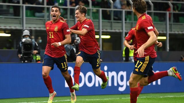 37 meczów bez porażki i koniec. Hiszpanie zatrzymali Włochów i zagrają w finale Ligi Narodów