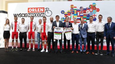 Orlen Wyścig Narodów: Polska drużyna bez błysku, świetni Francuzi