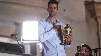 Legenda tenisa apeluje w sprawie Djokovicia