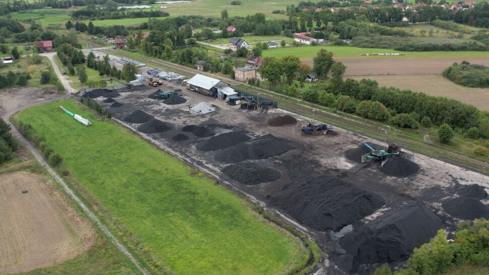 Szef rządu zapewniał, że "węgla ma być nadmiar". "Premier przez miesiące okłamywał Polaków"